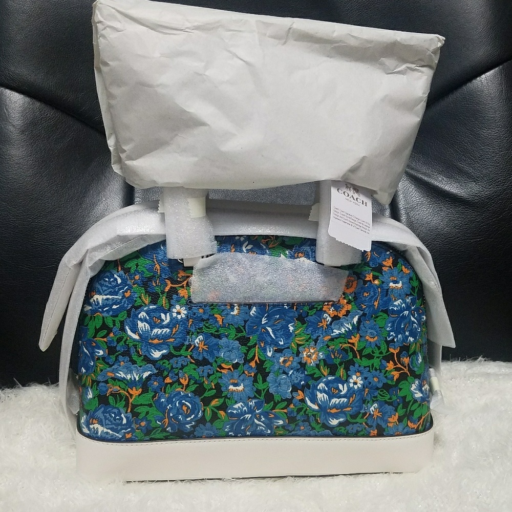 Authentic Coach Purse - Picture 3 of 5